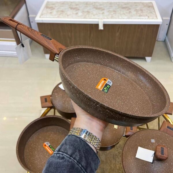 طقم حلل جرانيت جيجلي ١٣ قطعه - لون بني - Image 6